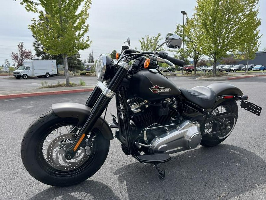 2021 Harley-Davidson® FLSL - Softail Slim®