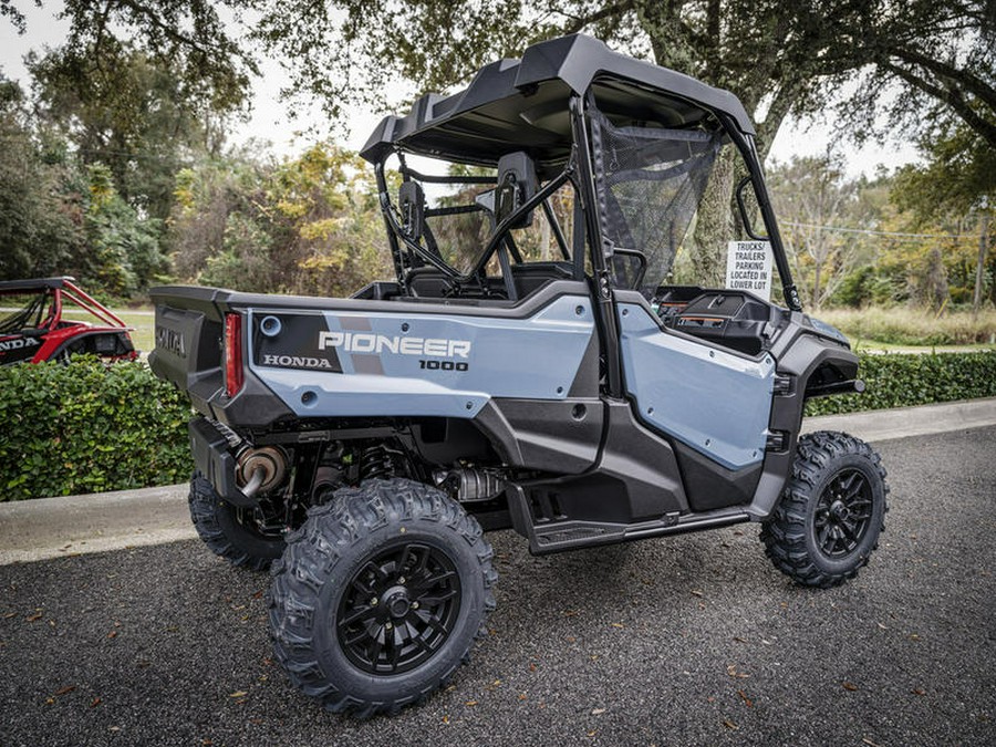 2024 Honda® Pioneer 1000 Deluxe