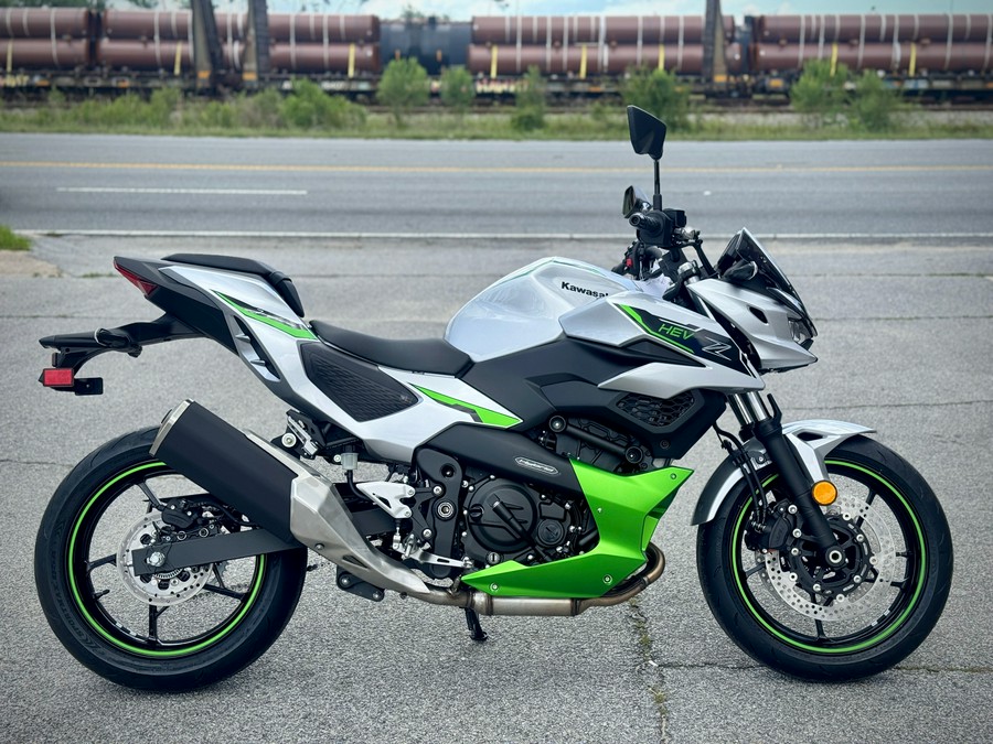 2024 Kawasaki Z7 Hybrid ABS