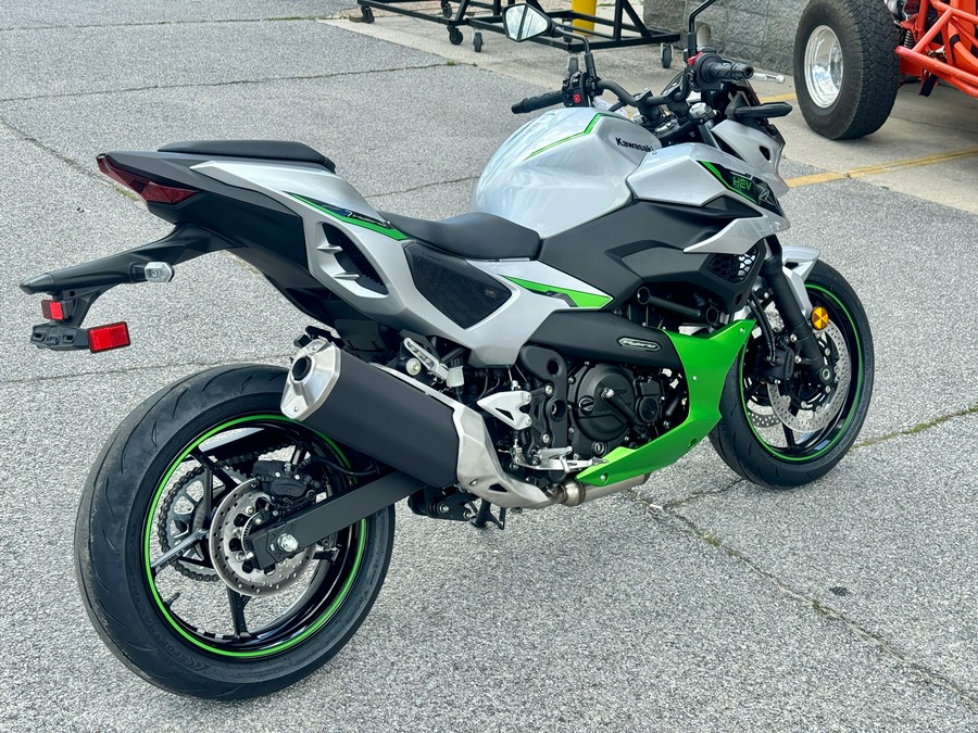 2024 Kawasaki Z7 Hybrid ABS