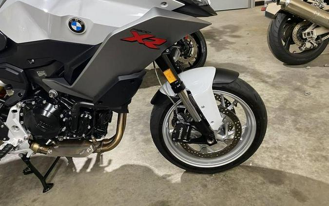 2021 BMW F 900 XR Light White