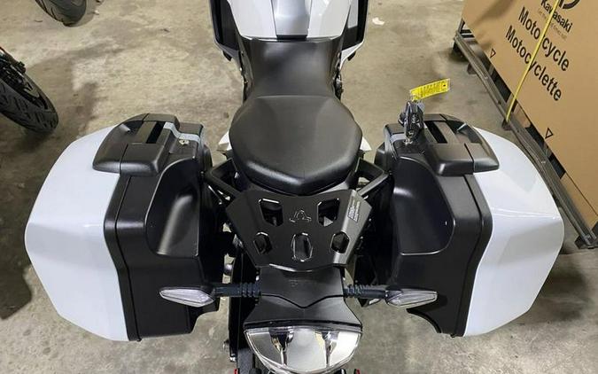 2021 BMW F 900 XR Light White