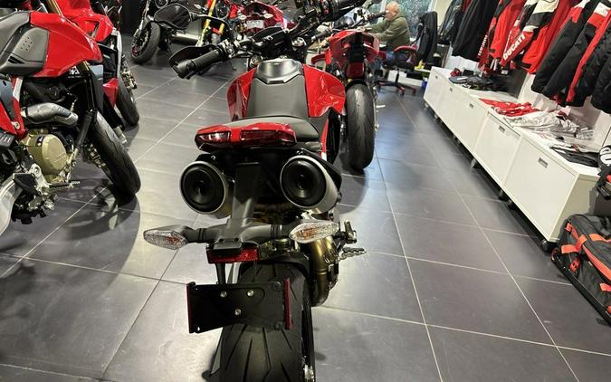 2025 Ducati Hypermotard 950 Ducati Red