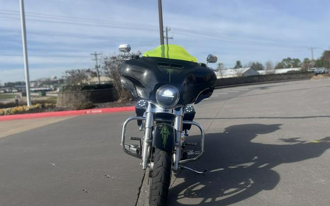 2019 Harley-Davidson® Street Glide® FLHX Vivid Black 684602