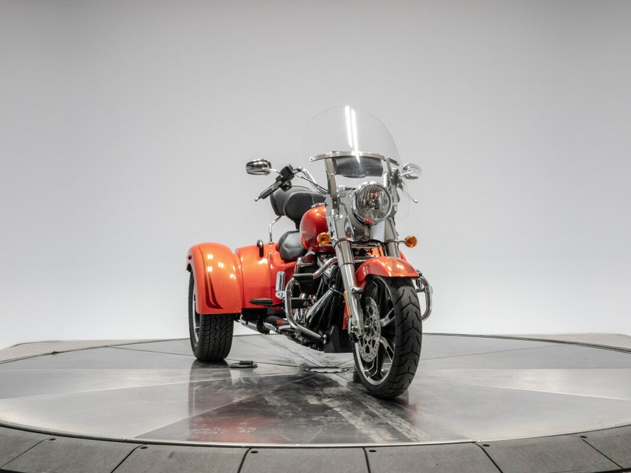 2017 Harley-Davidson FLRT Freewheeler in Laguna Orange.