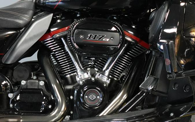 2018 Harley-Davidson CVO Road Glide FLTRXSE CVO