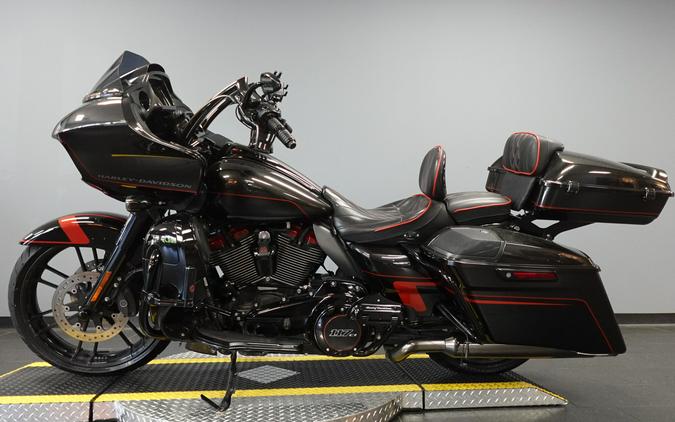 2018 Harley-Davidson CVO Road Glide FLTRXSE CVO