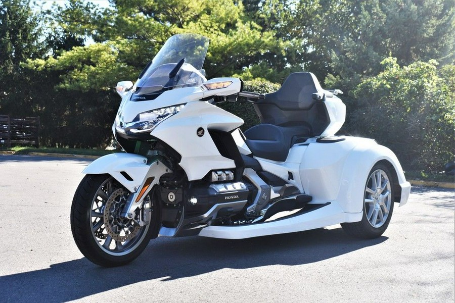 2018 Honda® Gold Wing Tour Automatic DCT Pearl White