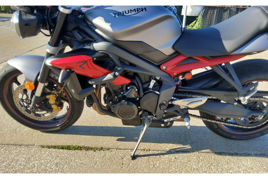 2017 Triumph STREET TRIPLE R