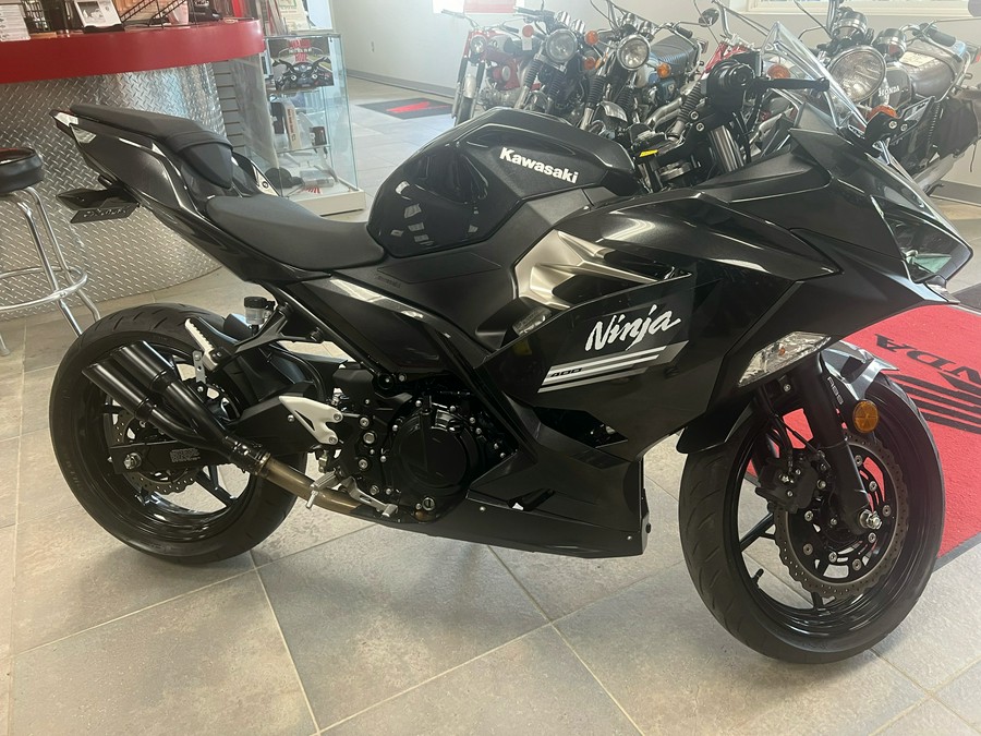 2022 Kawasaki Ninja 400 ABS