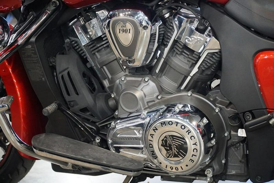 2020 Indian Motorcycle® Challenger Limited Ruby Metallic