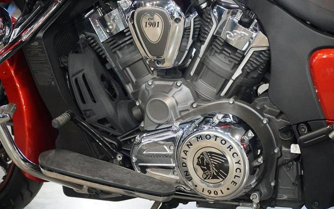 2020 Indian Motorcycle® Challenger Limited Ruby Metallic