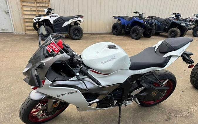 2025 Kawasaki Ninja ZX-6R ABS KRT Edition