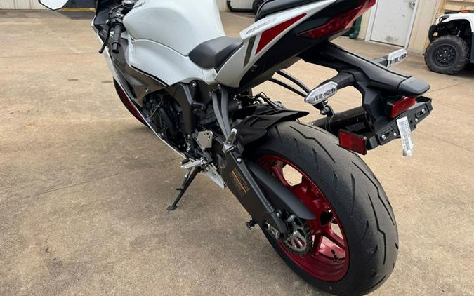 2025 Kawasaki Ninja ZX-6R ABS KRT Edition