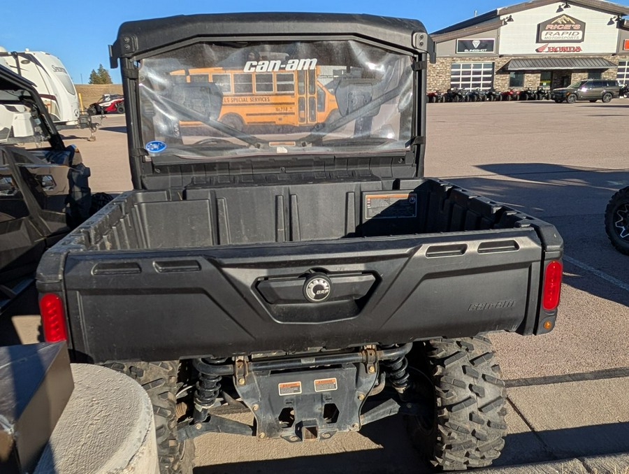 2019 Can-Am Defender XT HD8