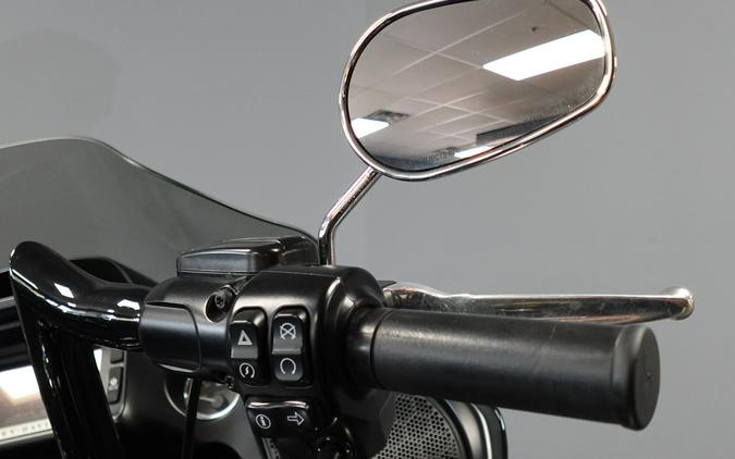 2017 Harley-Davidson Road Glide Ultra FLTRU