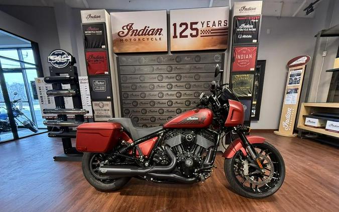 2025 Indian Motorcycle® Sport Chief RT Sunset Red Smoke
