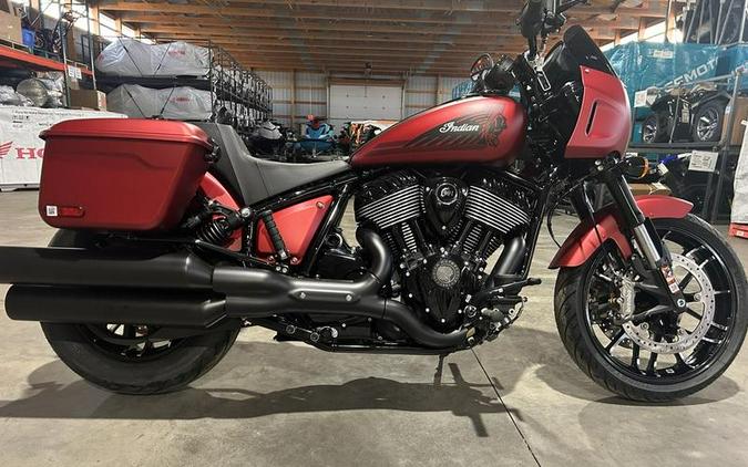 2025 Indian Motorcycle® Sport Chief RT Sunset Red Smoke