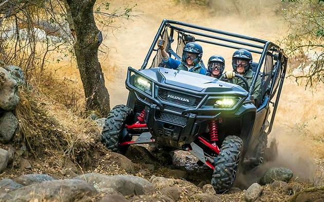 2018 Honda Pioneer 1000-5 Deluxe