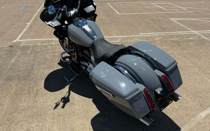 2026 Harley-Davidson® Road Glide® Dark Billiard Gray Chrome Trim