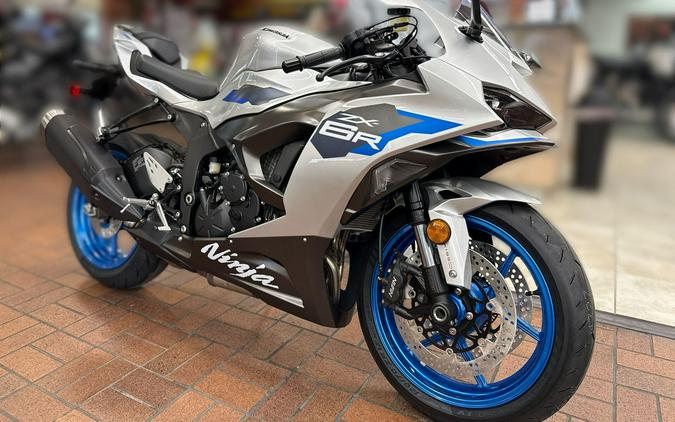 2027 Kawasaki NINJA ZX-6R ABS