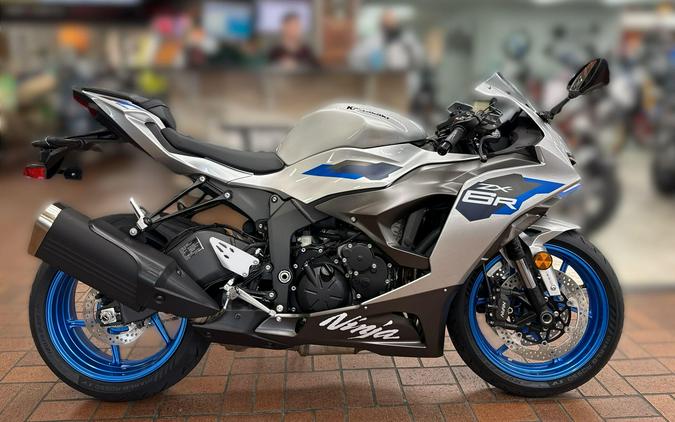 2027 Kawasaki NINJA ZX-6R ABS