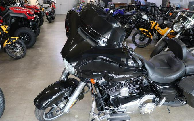 2015 Harley-Davidson® FLHXS - Street Glide® Special