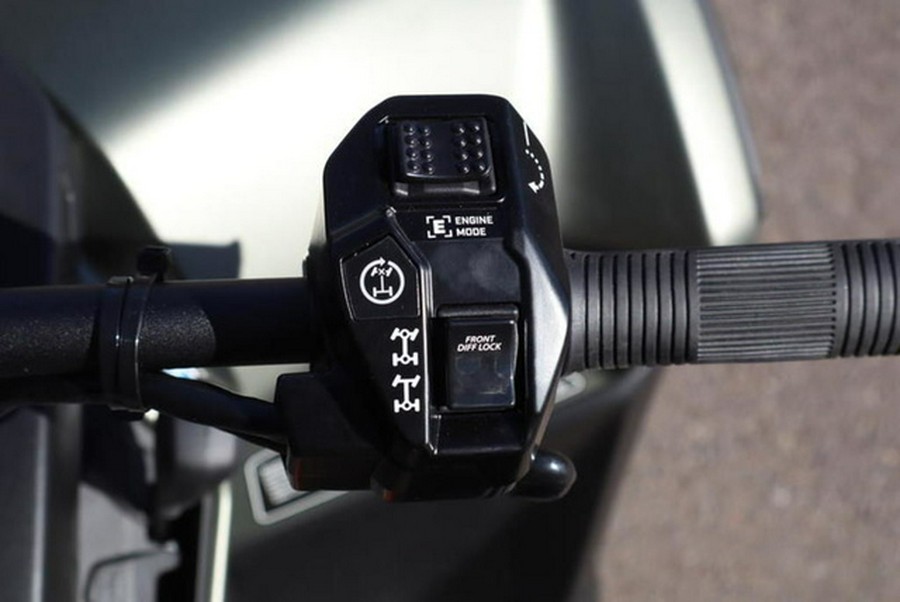 2026 Can-Am Outlander X Mr 1000R Loft Green Satin