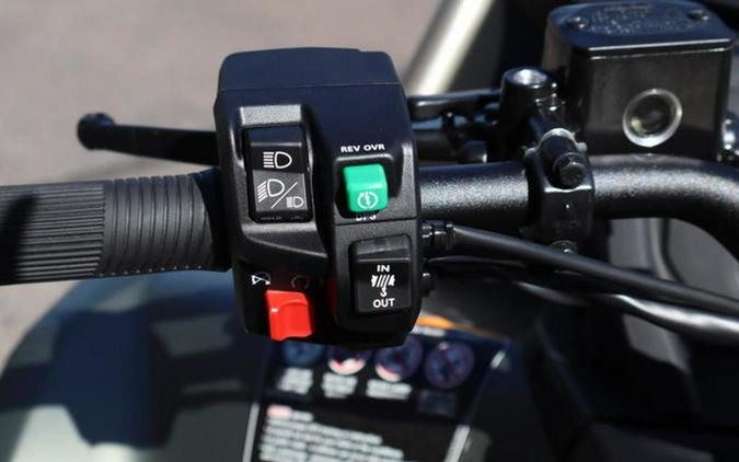 2026 Can-Am Outlander X Mr 1000R Loft Green Satin