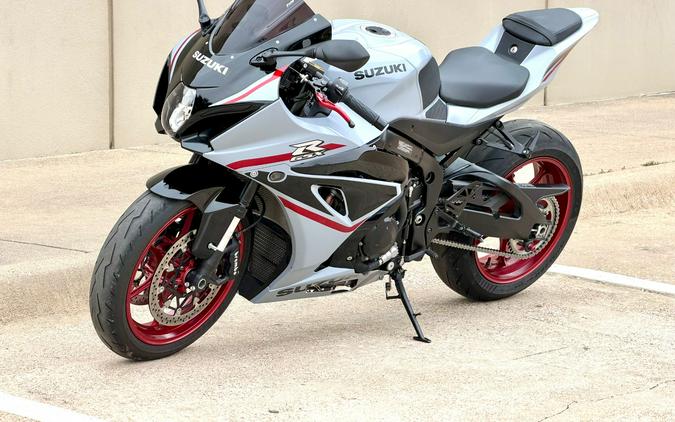 2024 Suzuki GSX-R1000