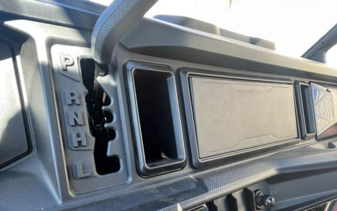 2027 Can-Am Defender XU MAX XT HD10