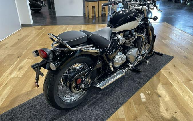 2023 Triumph Bonneville Speedmaster Sapphire Black/Fusion White