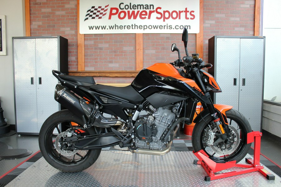 2022 KTM 890 DUKE