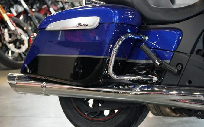 2023 Indian Motorcycle® Challenger® Limited Spirit Blue Metallic / Black Metallic
