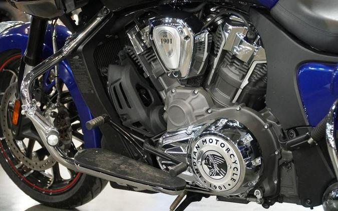 2023 Indian Motorcycle® Challenger® Limited Spirit Blue Metallic / Black Metallic