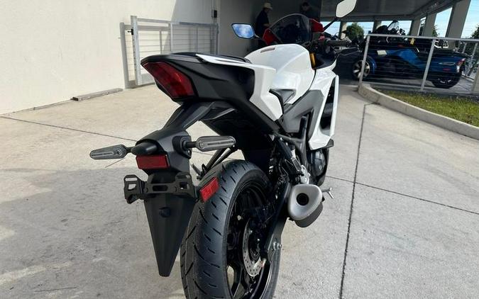 2026 Yamaha YZF-R3 70th Anniversary Edition