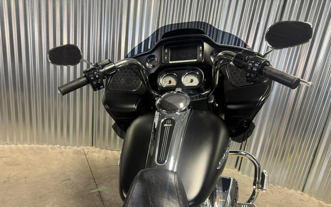 2017 Harley-Davidson Road Glide Special BLACK DENIM