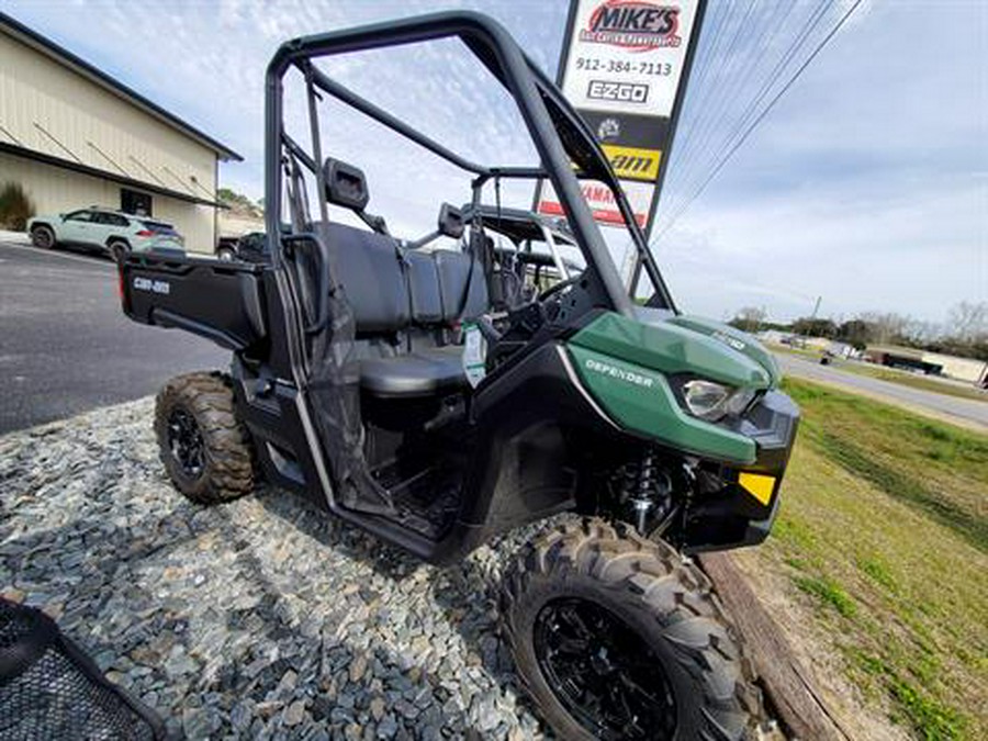 2024 Can-Am Defender DPS HD10