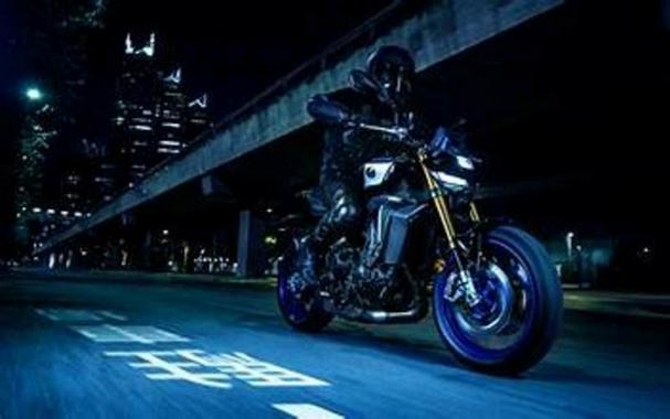 2025 Yamaha MT 09 SP