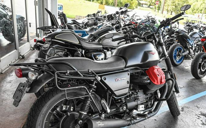 2018 Moto Guzzi V7 III Carbon Carbon Dark