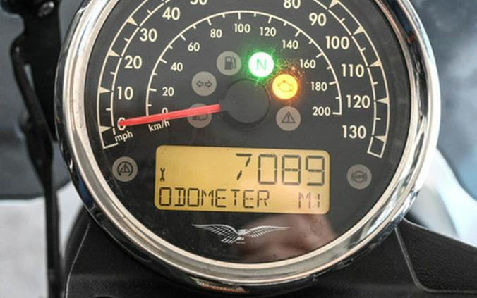 2018 Moto Guzzi V7 III Carbon Carbon Dark