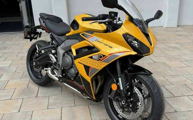 2026 Triumph Daytona 660 Cosmic Yellow Sapphire Black