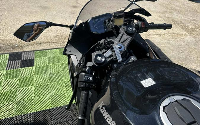 2027 Kawasaki Ninja ZX-6R ABS