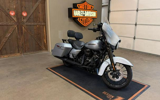 2019 Harley-Davidson Street Glide® Special
