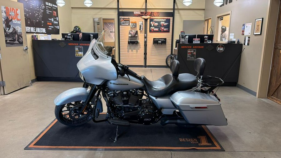 2019 Harley-Davidson Street Glide® Special