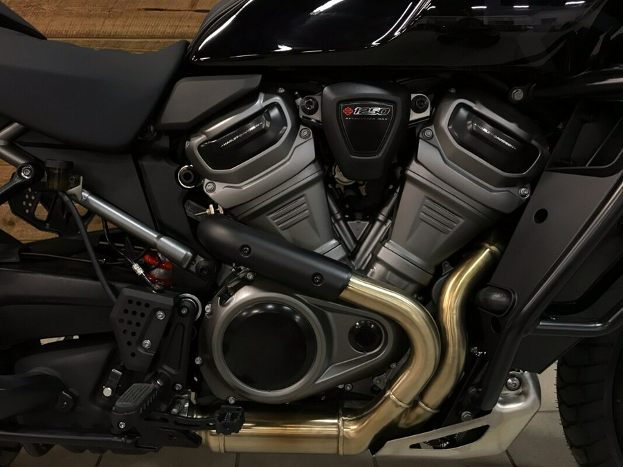 2023 Harley-Davidson Pan America™ 1250 Vivid Black RA1250S