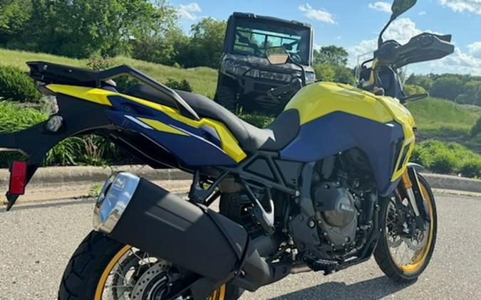 2023 Suzuki V-Strom 800DE