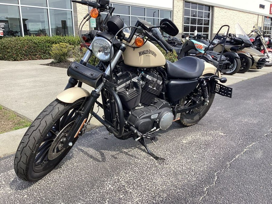 2015 Harley-Davidson® XL883N - Sportster® Iron 883™