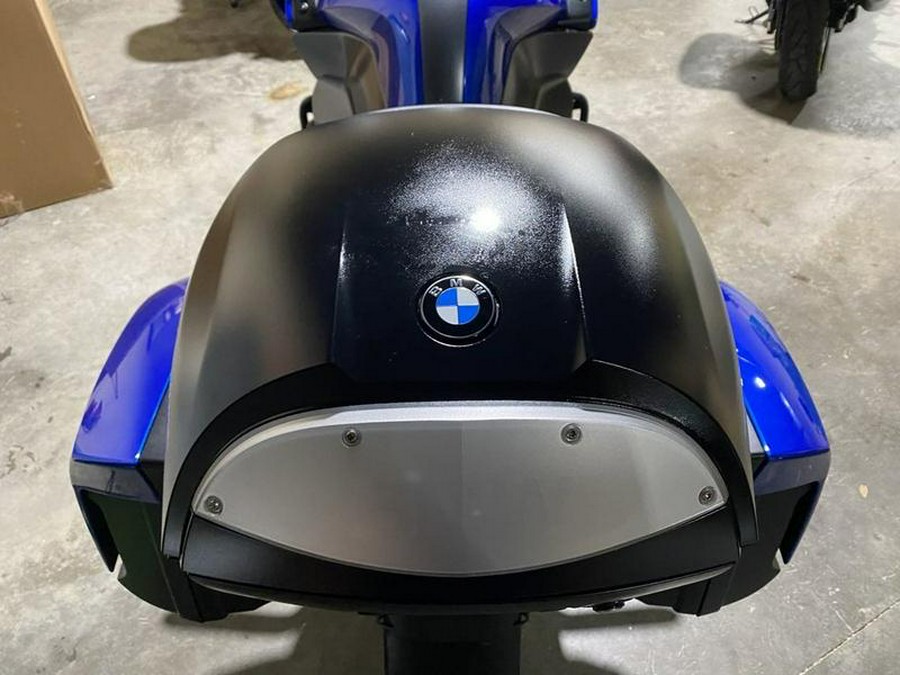 2022 BMW R 1250 RT Racing Blue Metallic