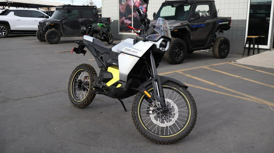 2025 Can-Am® Origin '73